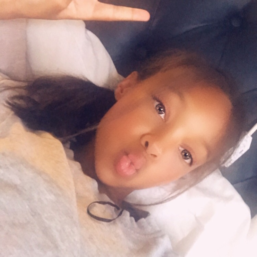 Meet your Posher, Cece